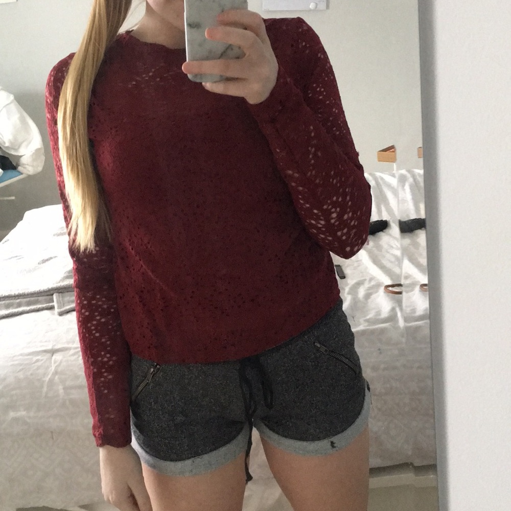 holister lace shirt with built in cami